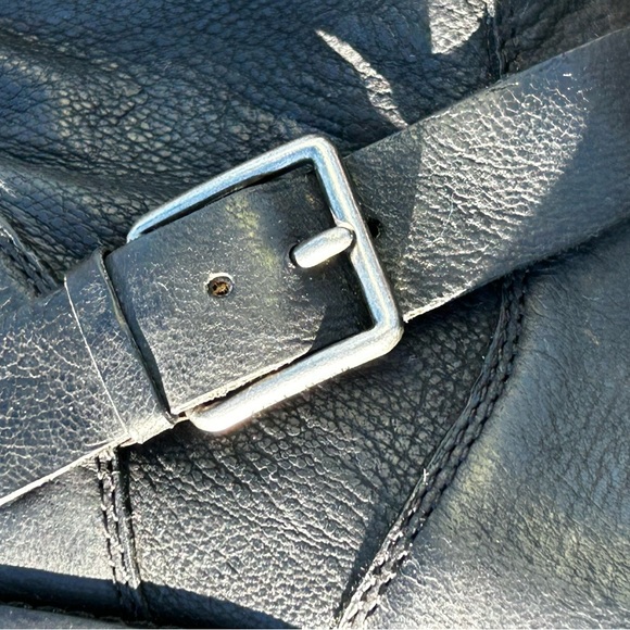 Cole Haan Hemlock W00198 Black Leather Buckle Boot Size 7.5 - Picture 2 of 15